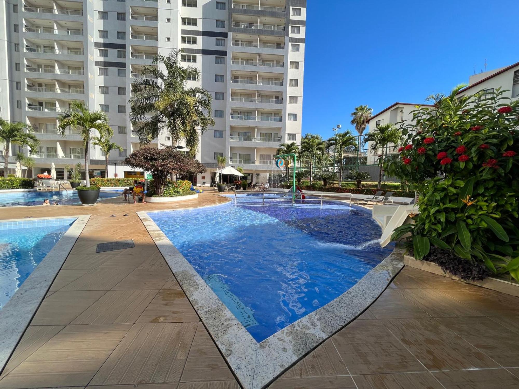 Flat 501 - Condominio Veredas Do Rio Quente - Diferenciado Com Ar Na Sala E No Quarto Buitenkant foto